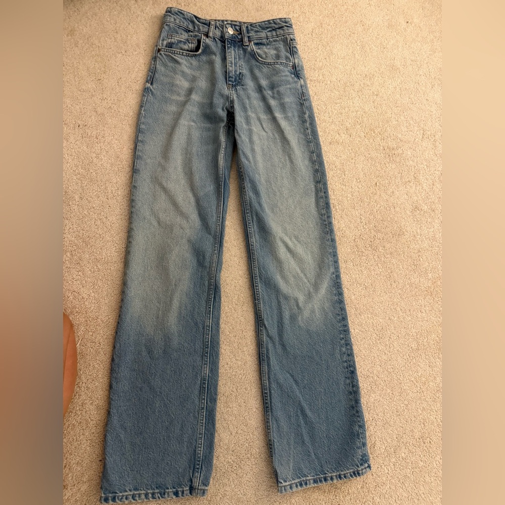 High Rise & Wide Leg Zara Jeans